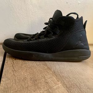 Black Jordan’s Sneakers